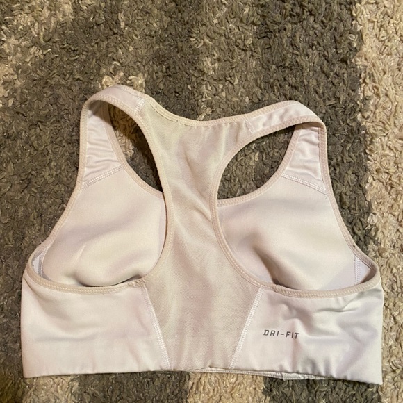 Nike Sports bra (2) - Picture 4 of 4